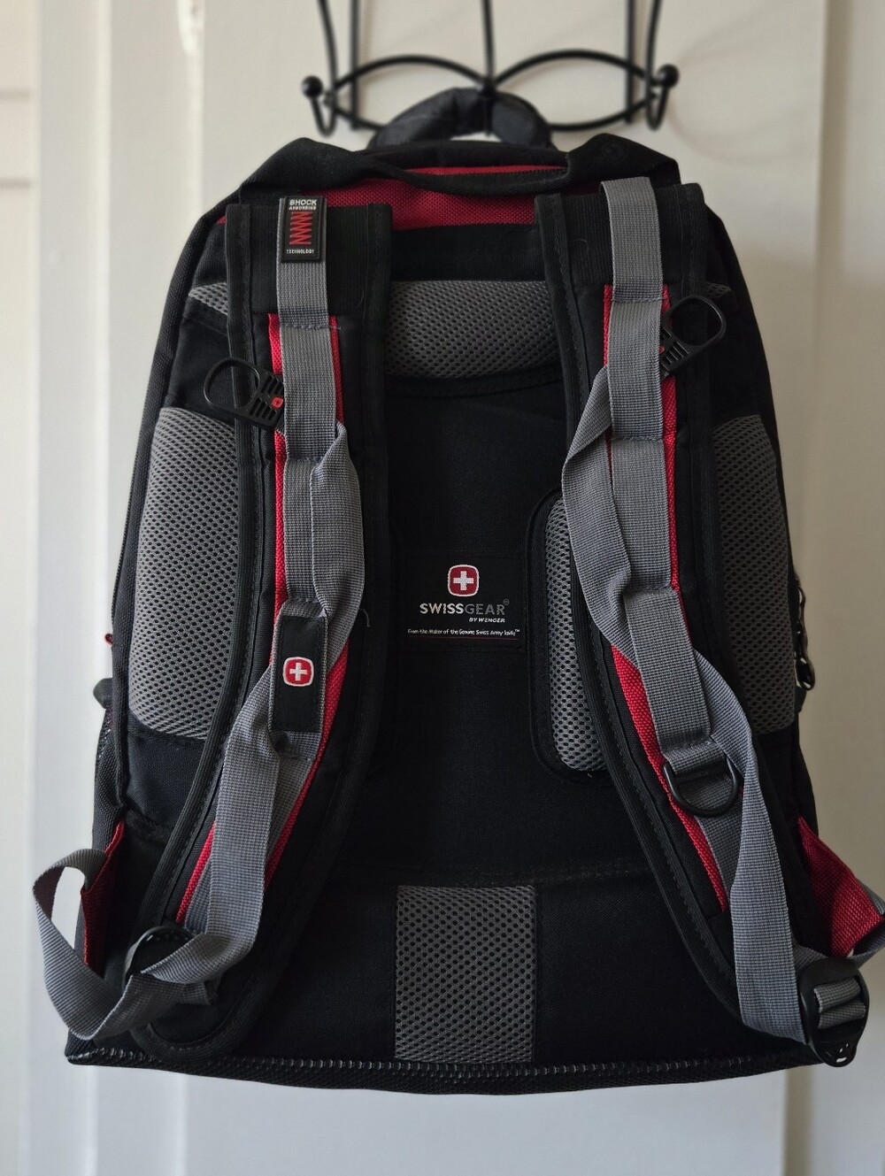 SwissGear Black & Red Men's Backpack - Durable Travel & Laptop Bag - Picture 11 of 13